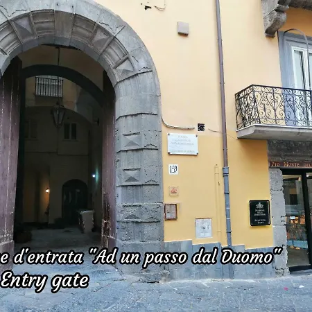 Ad Un Passo Dal Duomo * Napels